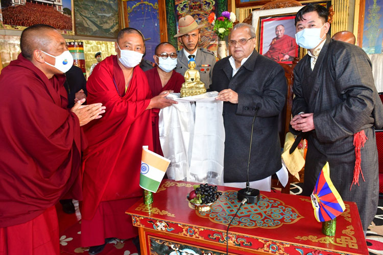 Governor visits Tibetan Buddhist Monastery on 28.02.2022