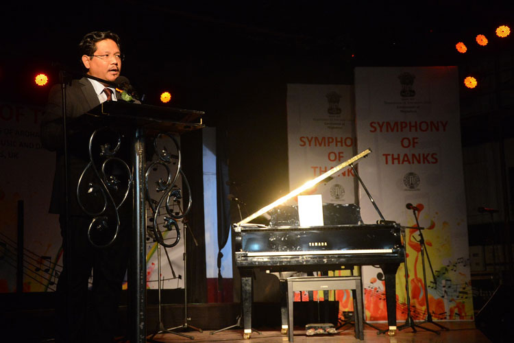 Meghalaya Chief Minister, Shri Conrad K. Sangma speaking at the symphony of thanks concert for the Aroha Junior Choir on 01-08-2018