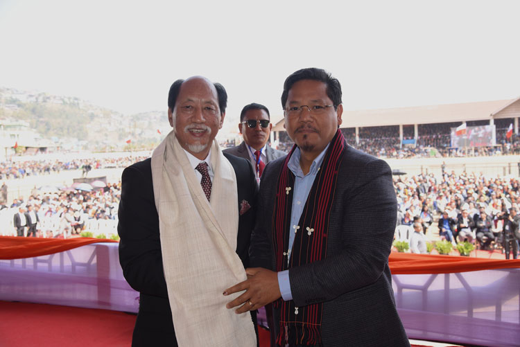 Meghalaya Chief Minister, Shri. Conrad Sangma greeting Nagaland Chief Minister Shri. Neiphiu Rio