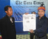  Meghalaya CM, Dr Mukul Sangma launching the Newpaper, Salantini Ku.rang at Tura, West Garo Hills District