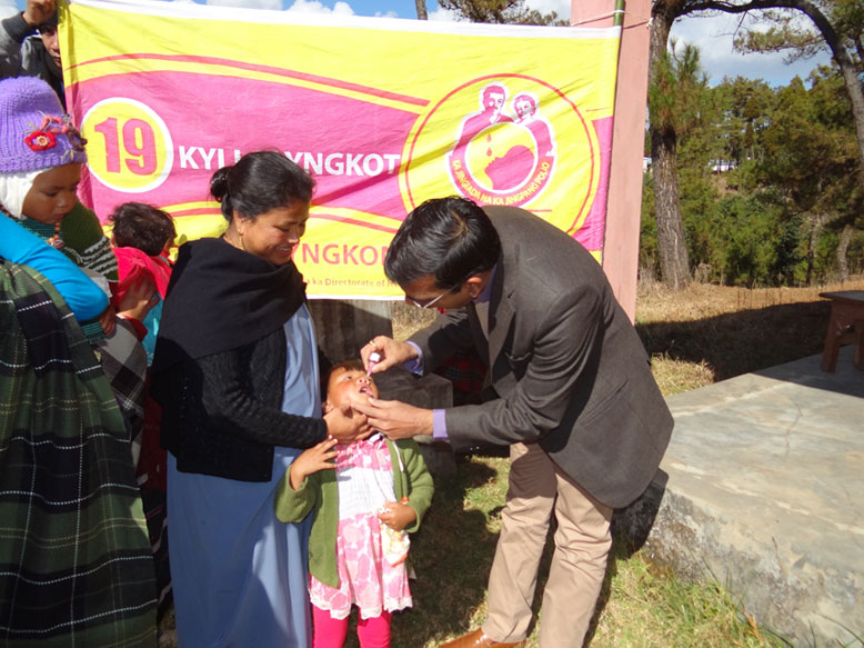  Shri. S Goyal, IAS, Deputy Commissioner, Shillong administered polio drops to one of the children at the booth