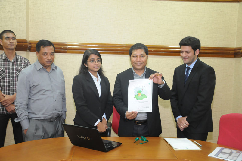 Meghalaya CM, Dr. Mukul Sangma launching the website of the IIM Shillong Golf Cup Season 7