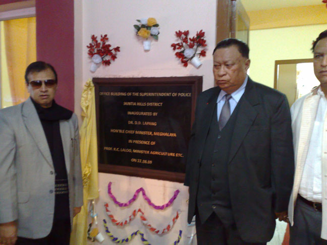 Meghalaya CM, Dr D D Lapang while inaugurating the newly constructed SP office building at Jowai