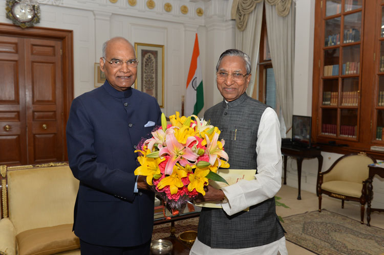 Governor of Meghalaya, Shri Ganga Prasad calls on the President of India, Shri Ramnath Kovind