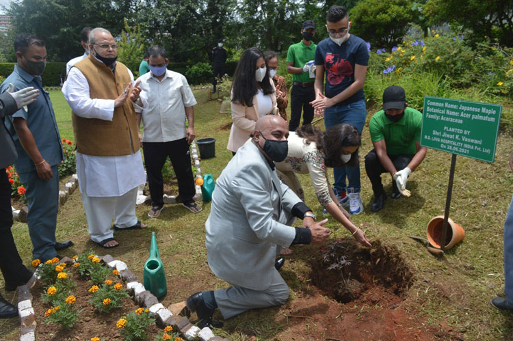 Tree plantation programme held at Raj Bhavan on 28.06.2021